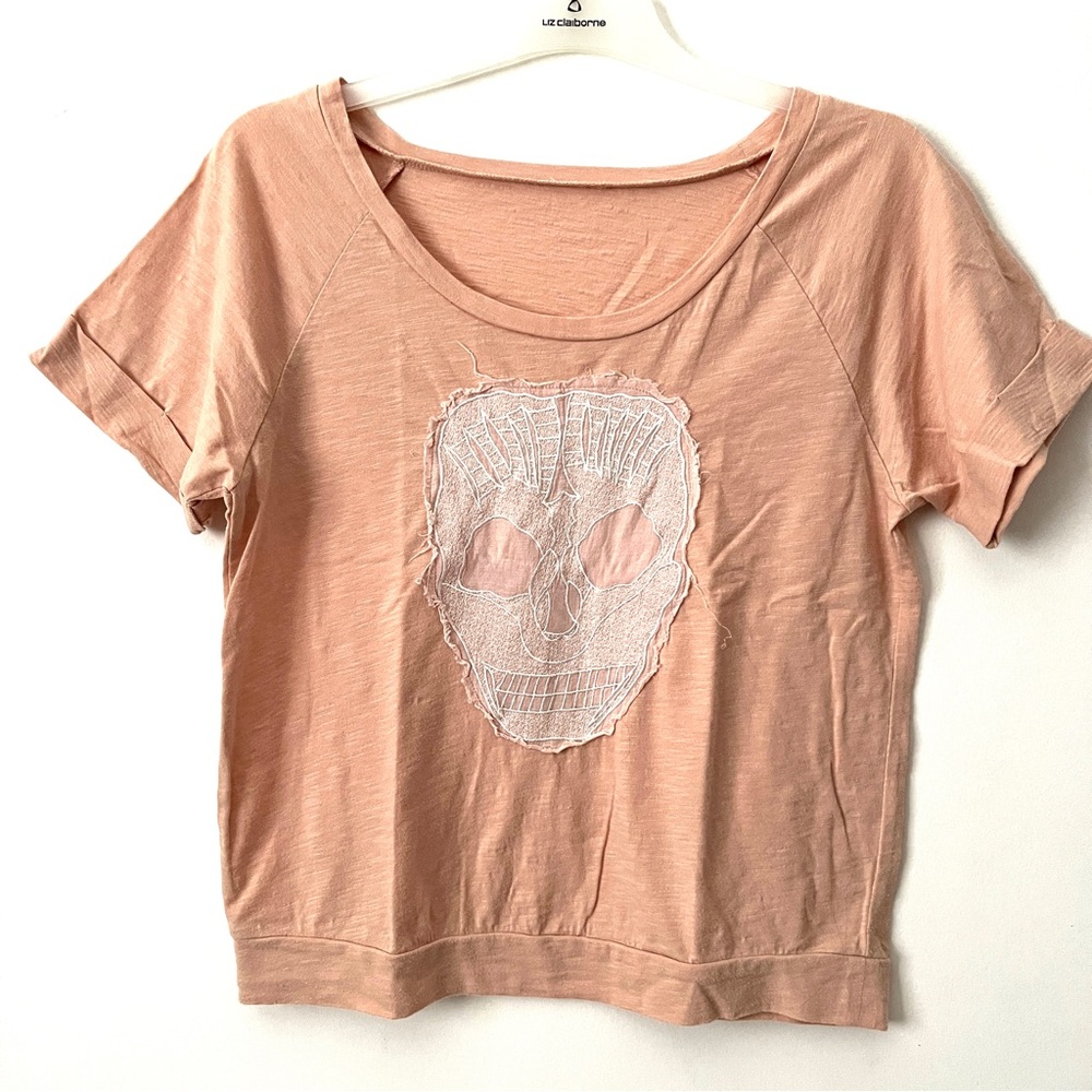 Women’s Size M T Shirt (Pink)